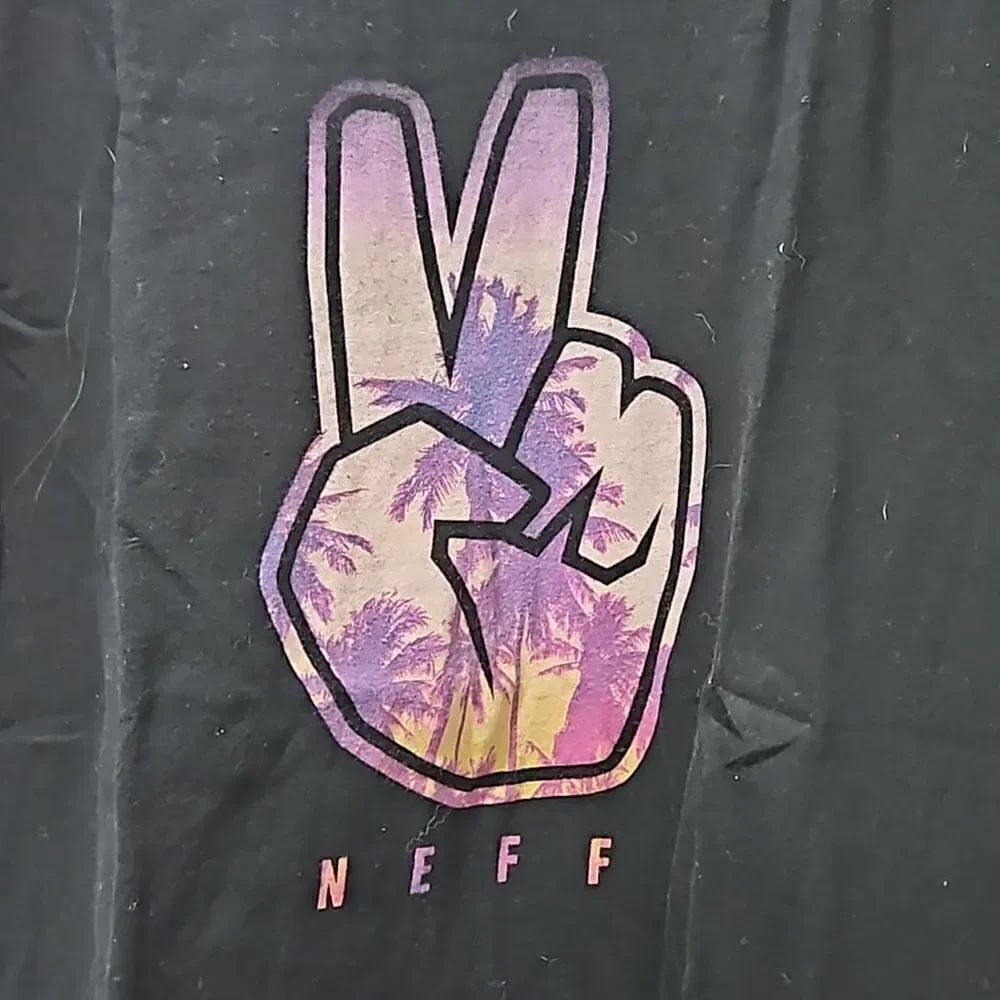 Neff Tshirt - Picture 2 of 4